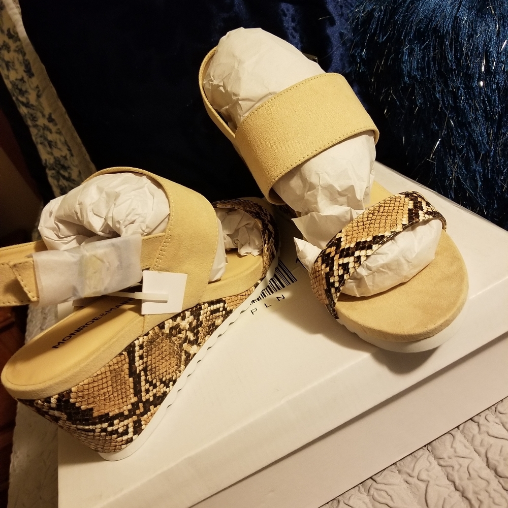 New! Tan and faux snakeskin design low/casual wedge. Size 12 - true to size